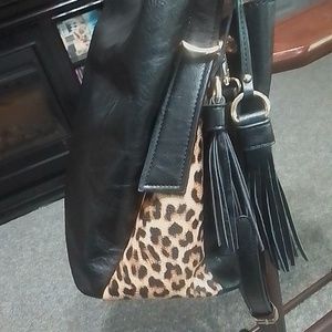 EUC- JEN & CO.-VEGAN LTHR-SHOULDER/CROSSBODY BAG- BLACK W/CHEETAH PRINT ACCENT